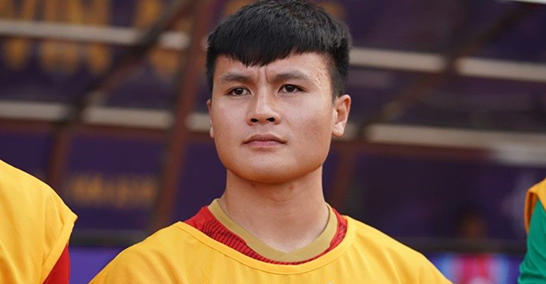Vượt mặt Công Phượng, Quang Hải lọt top 4 cầu thủ đắt giá Việt Nam